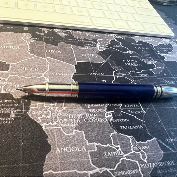 Montblanc pen - Picture 3 of 8